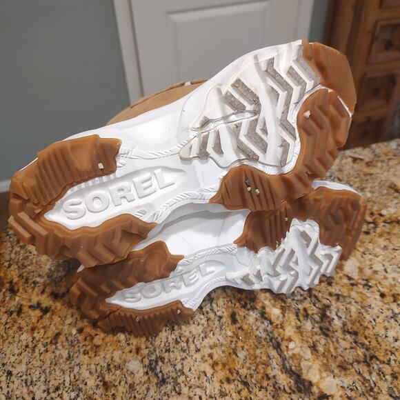 Sorel Kinetic Conquest Shoes Womens Size 6 Suede Waterproof Boot NL4903 - Picture 8 of 12